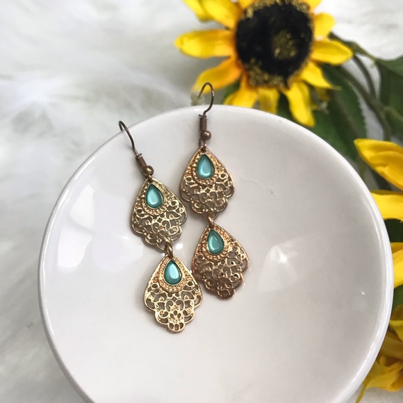 Tear Drop Gold Tone Dangle Earrings - Picture 2 of 7